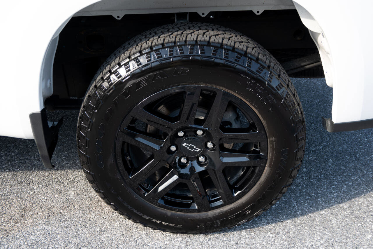 Used 2024 Chevrolet Silverado 1500 RST image 39