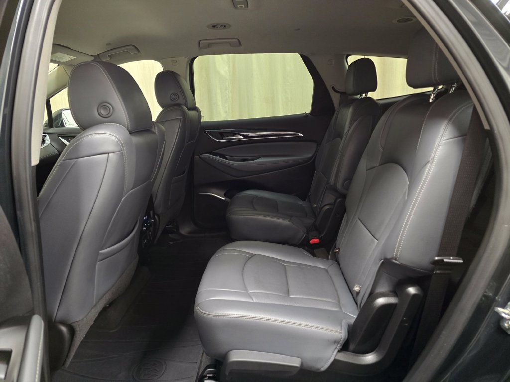 Used 2019 Buick Enclave Premium AWD/4WD image 26