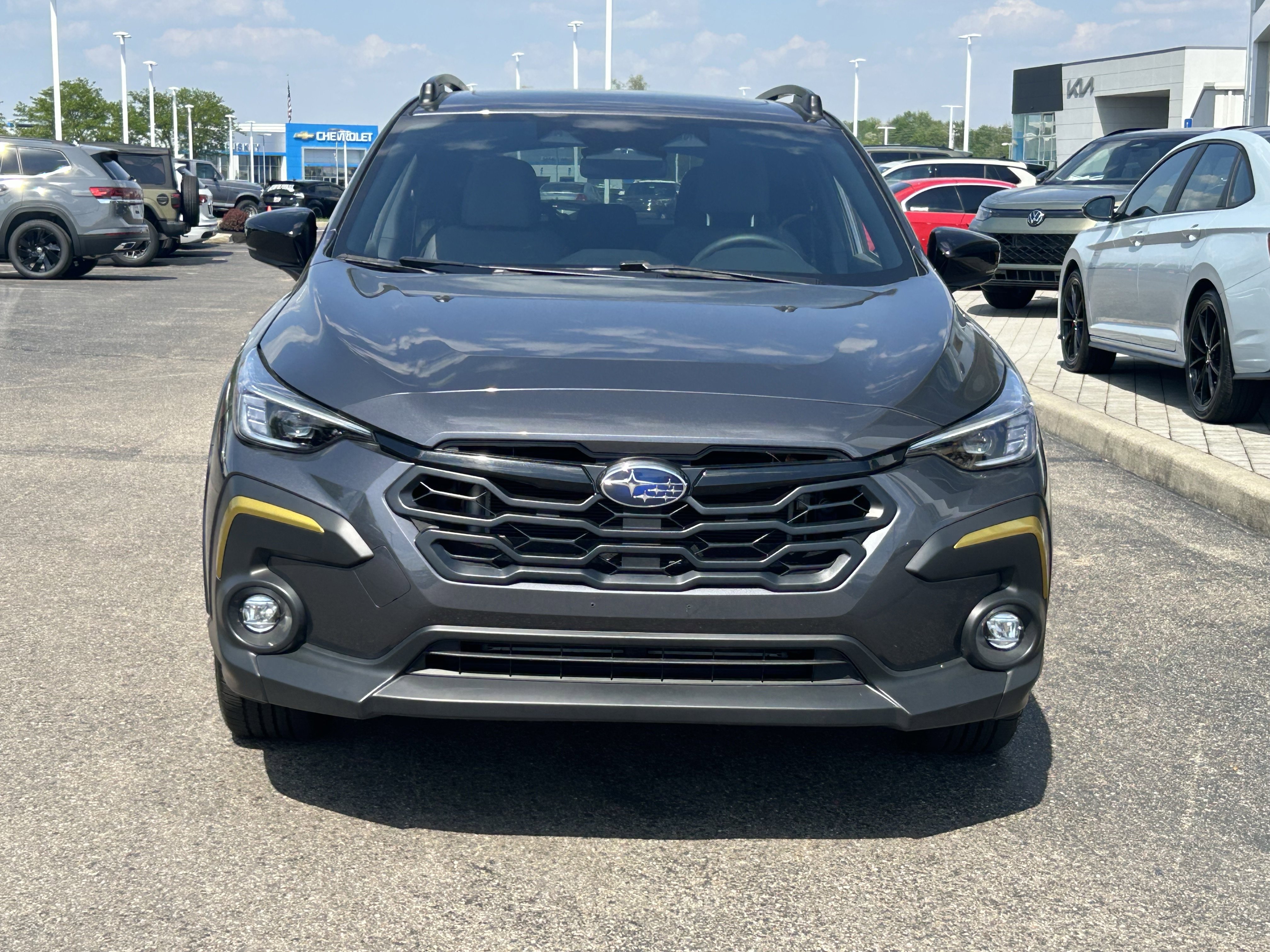 Used 2025 Subaru Crosstrek 2.5i Sport AWD/4WD image 2