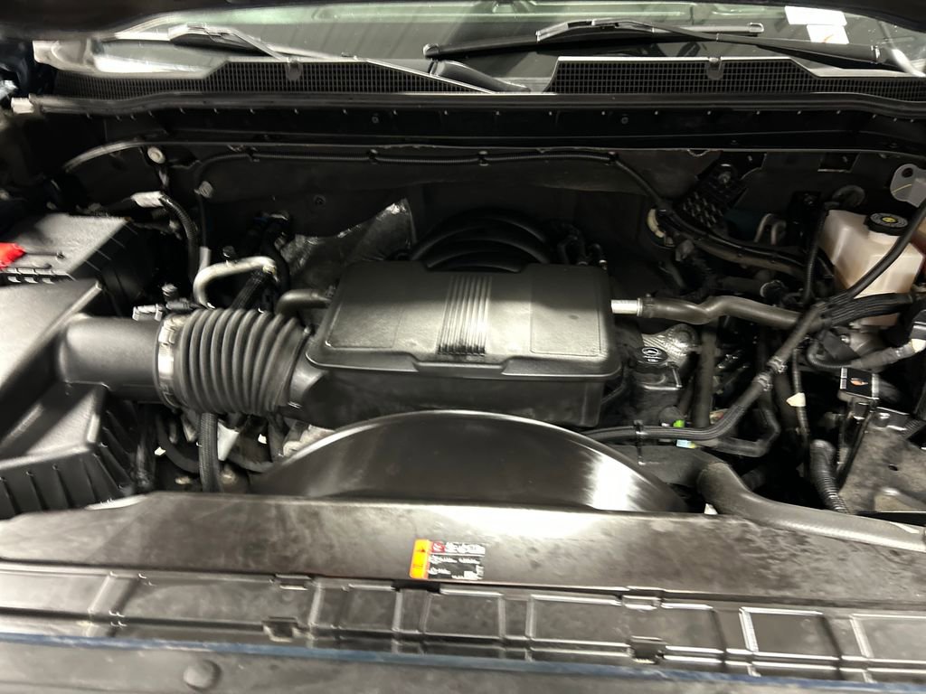 Used 2025 Chevrolet Silverado 2500 Custom w/ Custom Value Package image 26