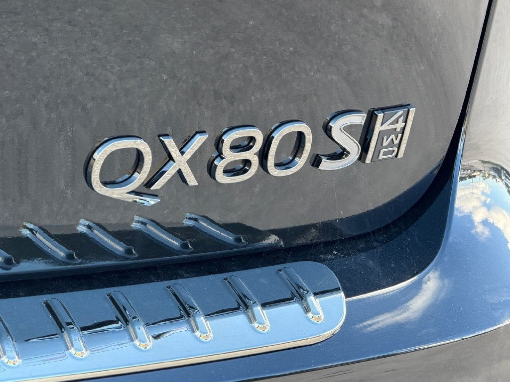 New 2027 INFINITI QX80 Sensory w/ Sport Exterior Package AWD/4WD image 9
