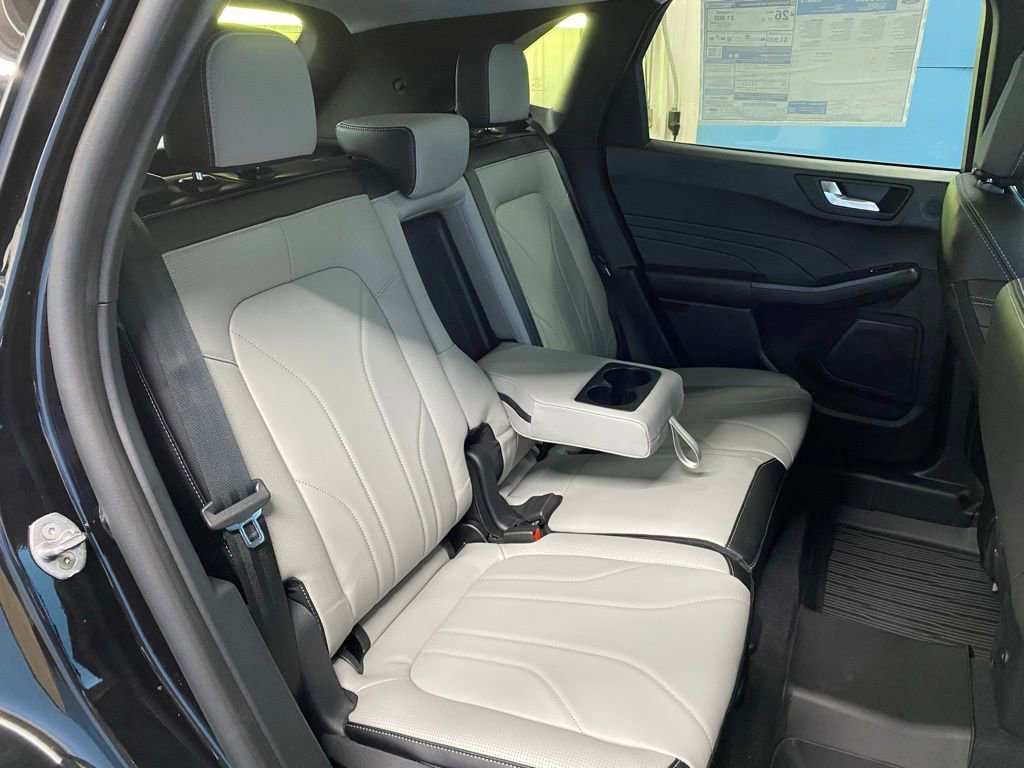 New 2026 Ford Escape Platinum w/ Premium Technology Package image 45