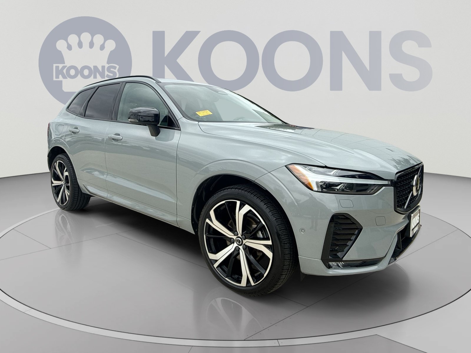 Certified 2024 Volvo XC60 B5 Ultimate w/ Protection Package Premier AWD/4WD image 10