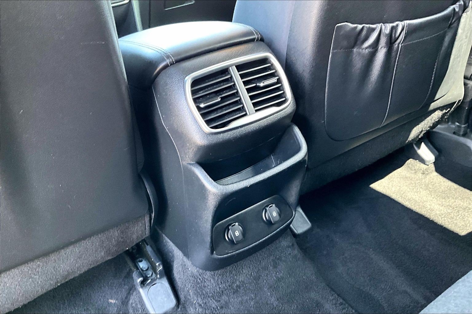 Used 2019 Hyundai Santa Fe SE FWD image 24