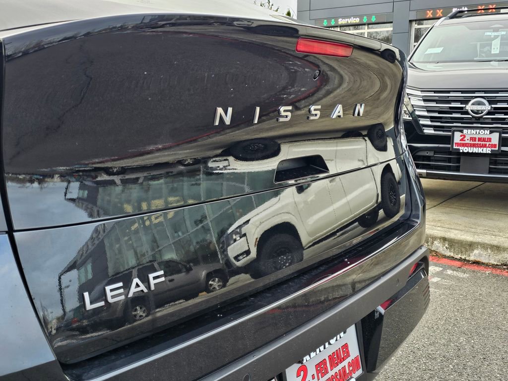 New 2026 Nissan Leaf SV+ w/ Floor Mat Package (SV+) image 10