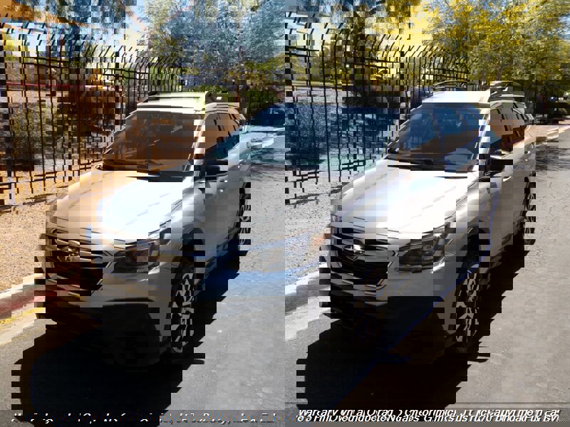 Used 2020 Subaru Outback image 3