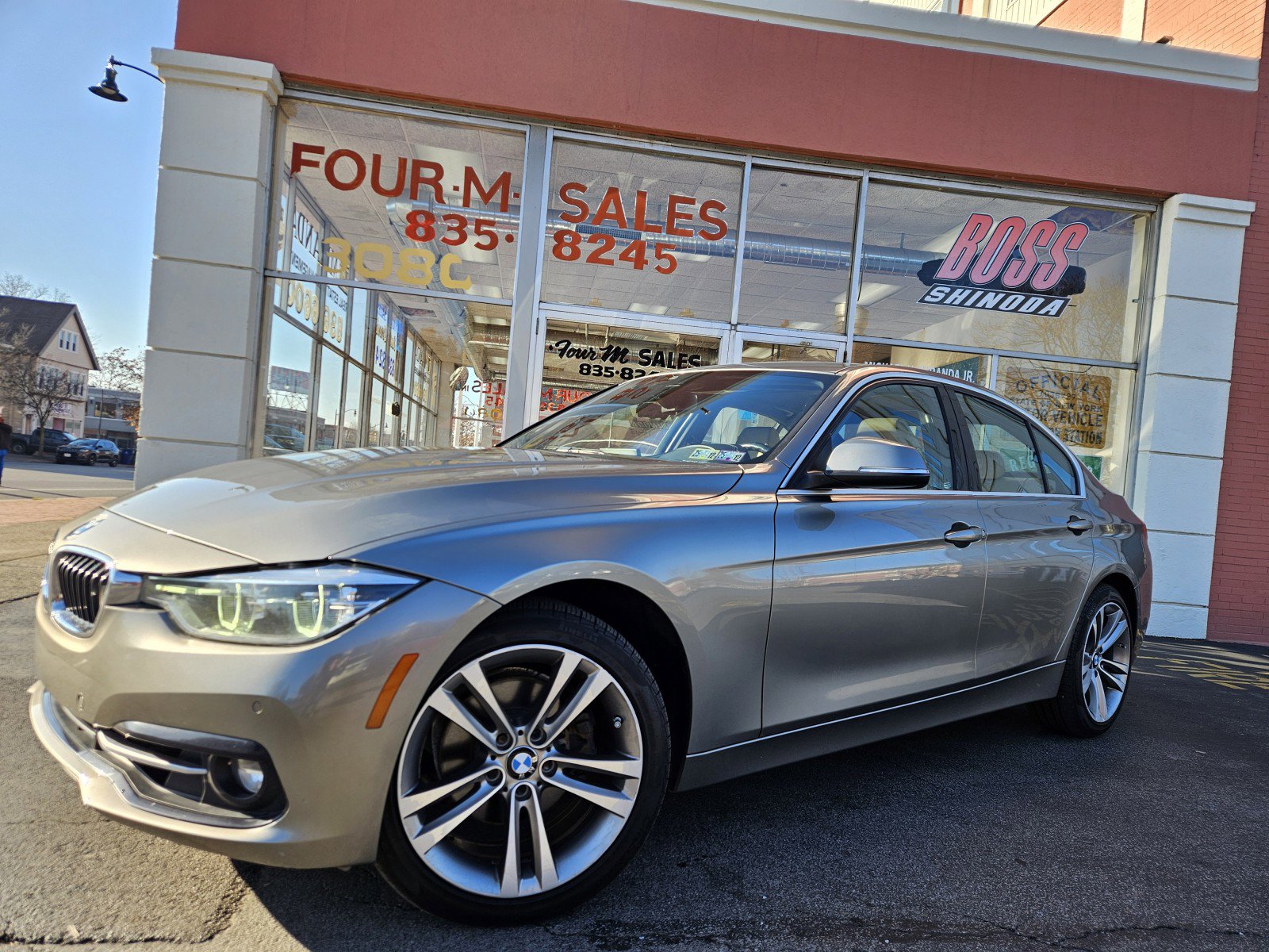 Used 2018 BMW 330i xDrive Sedan w/ Premium Package AWD/4WD image 1