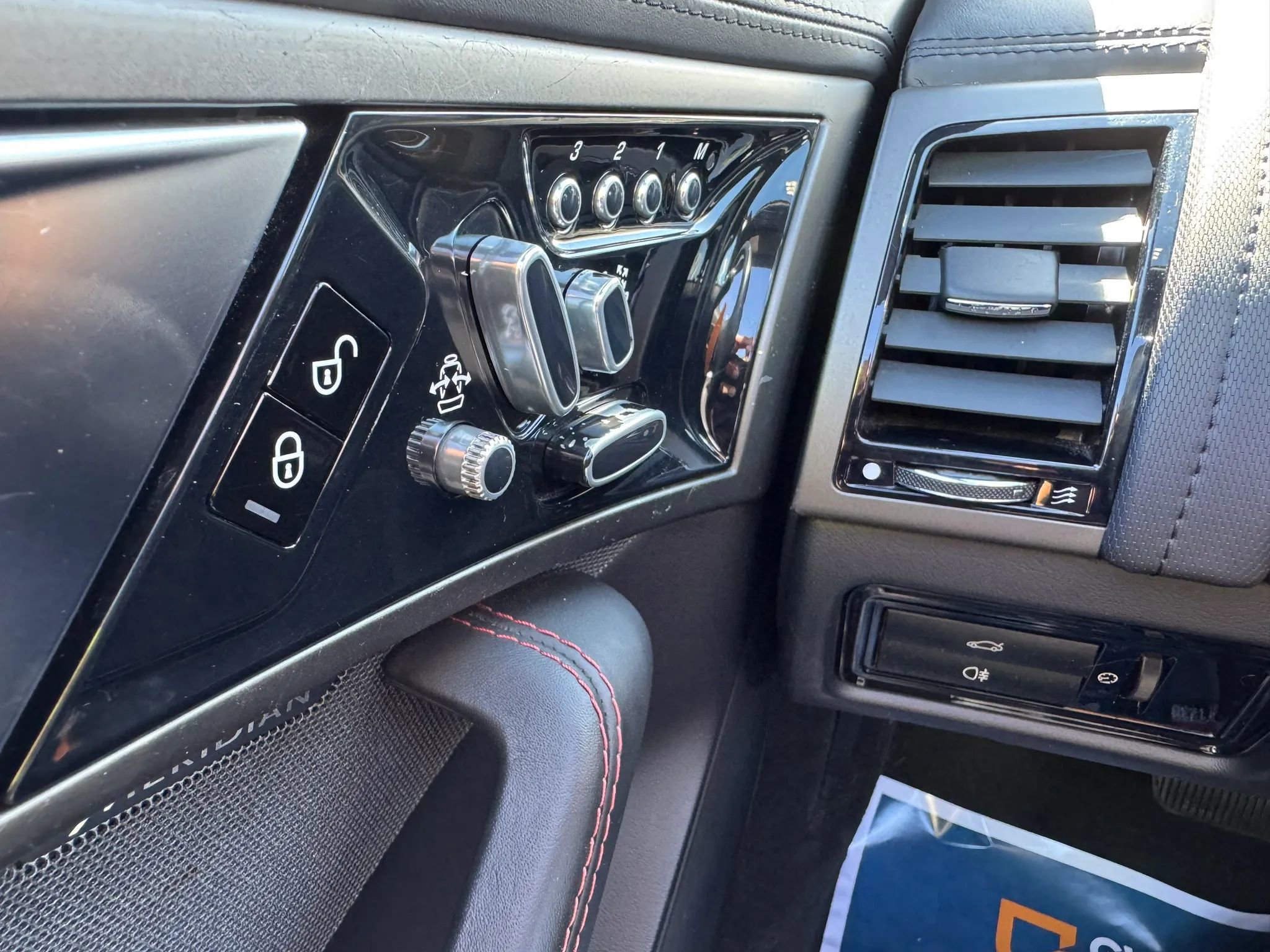 Used 2014 Jaguar F-TYPE S RWD image 23