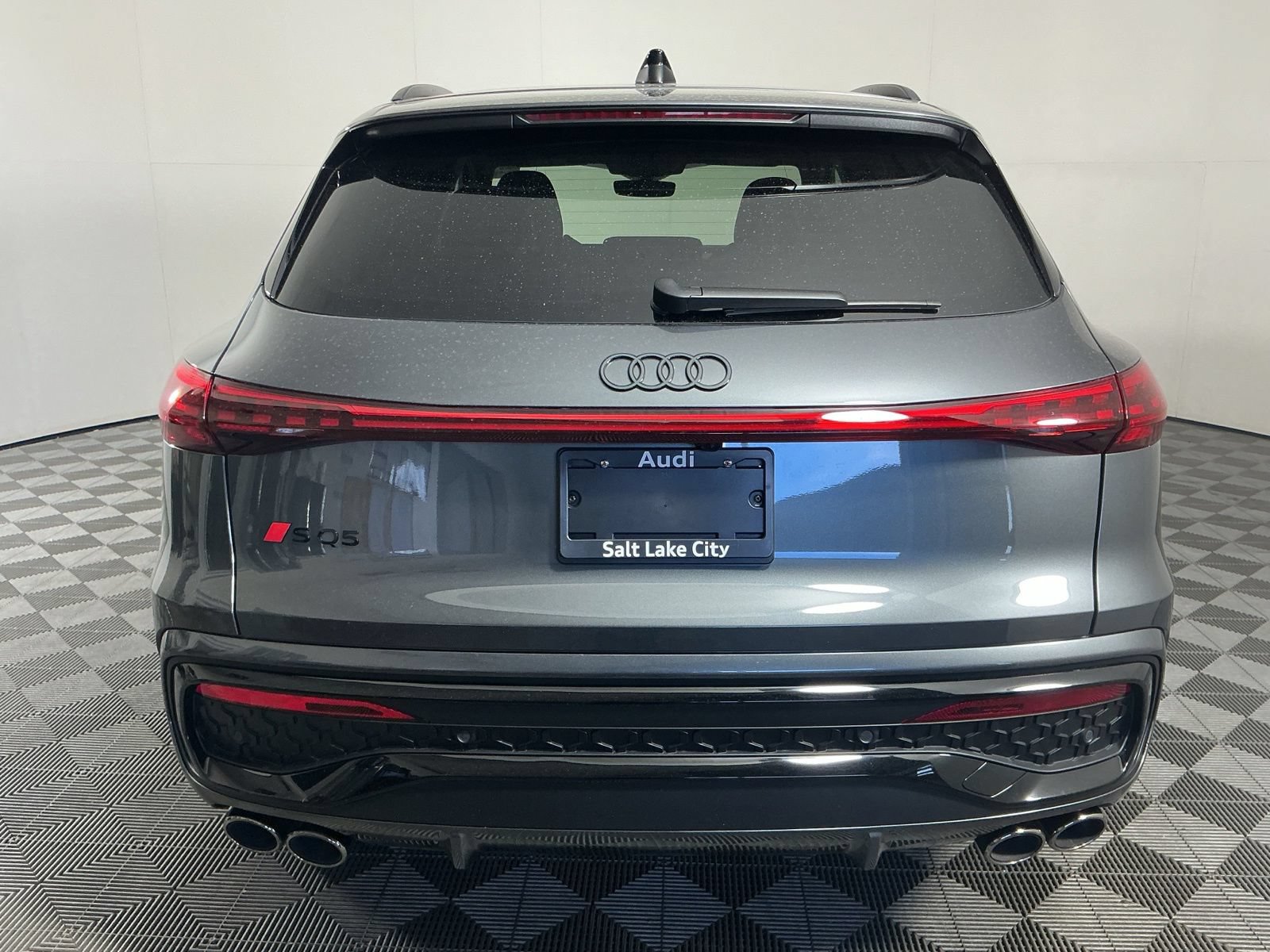 Used 2025 Audi SQ5 Premium Plus w/ Premium Plus Package AWD/4WD image 7