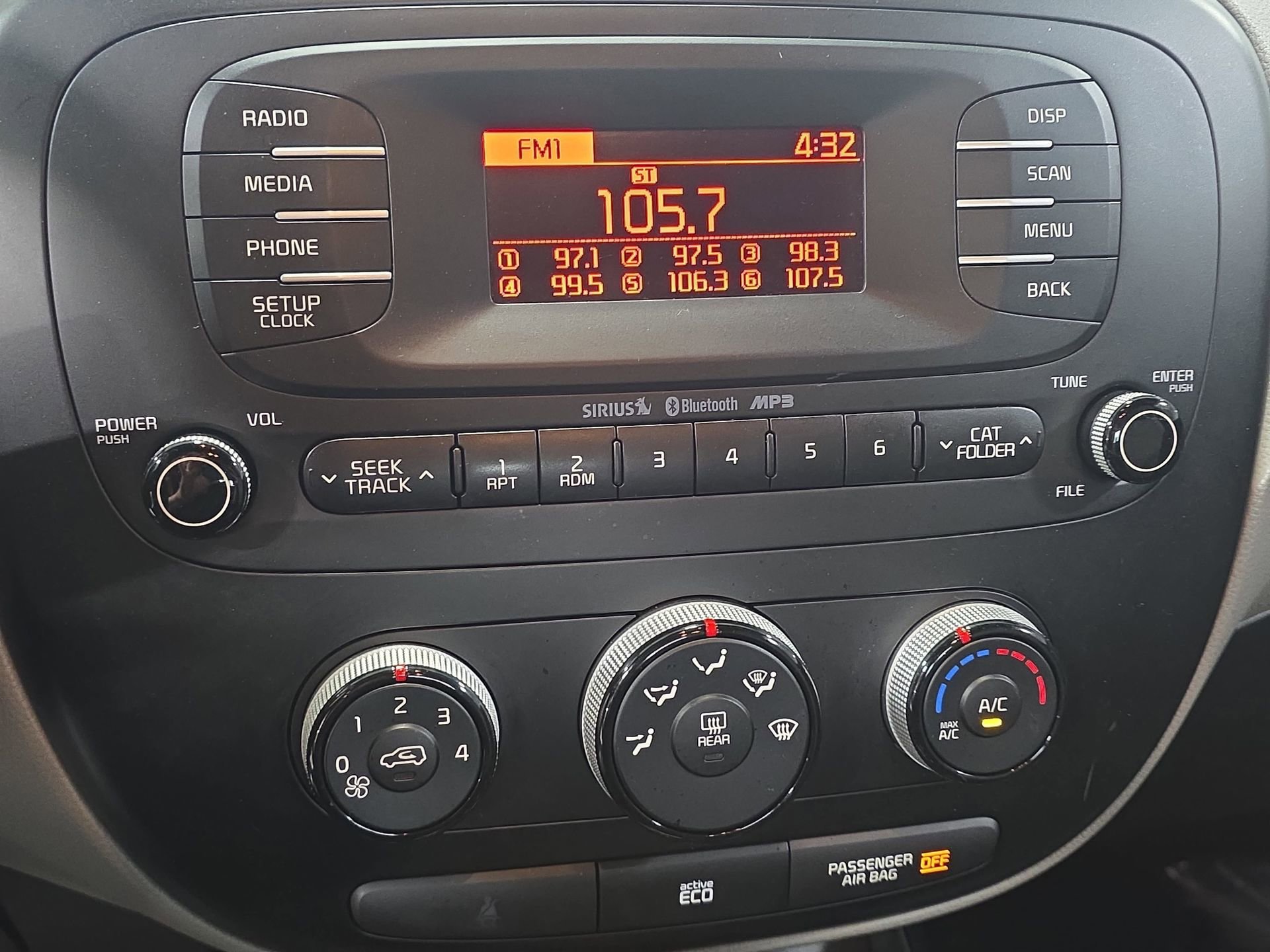 Used 2014 Kia Soul + w/ Eco Package FWD image 19