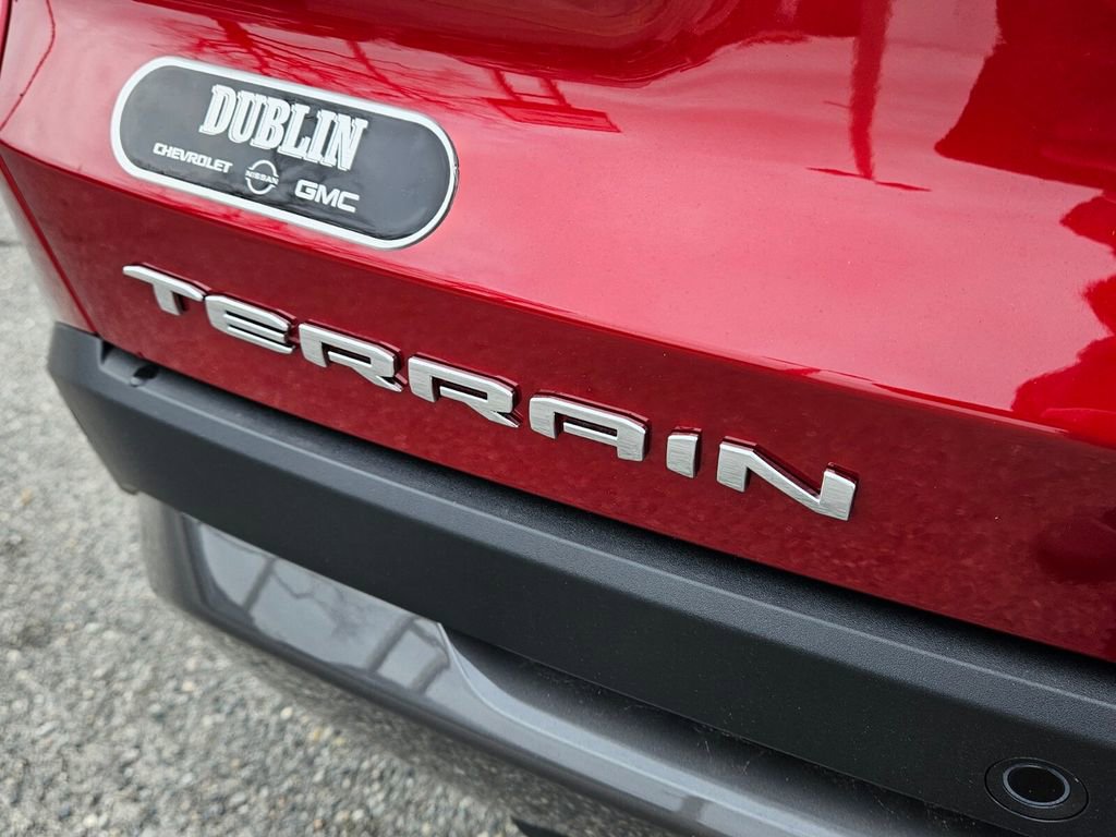 New 2026 GMC Terrain Elevation w/ LPO, Floor Liner Package image 9