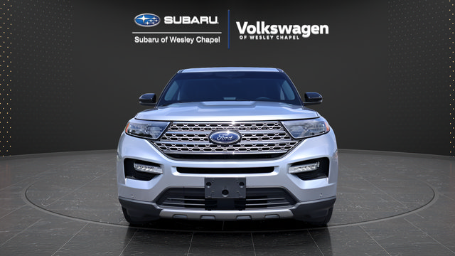 Used 2023 Ford Explorer Limited w/ Limited Technology Package RWD image 3