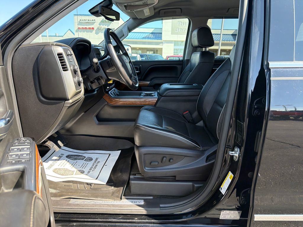 Used 2017 Chevrolet Silverado 1500 High Country image 9