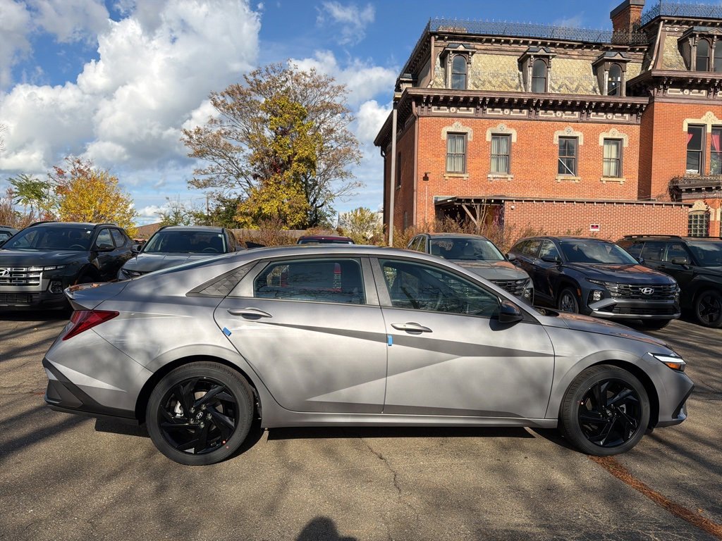 New 2026 Hyundai Elantra Sport image 8