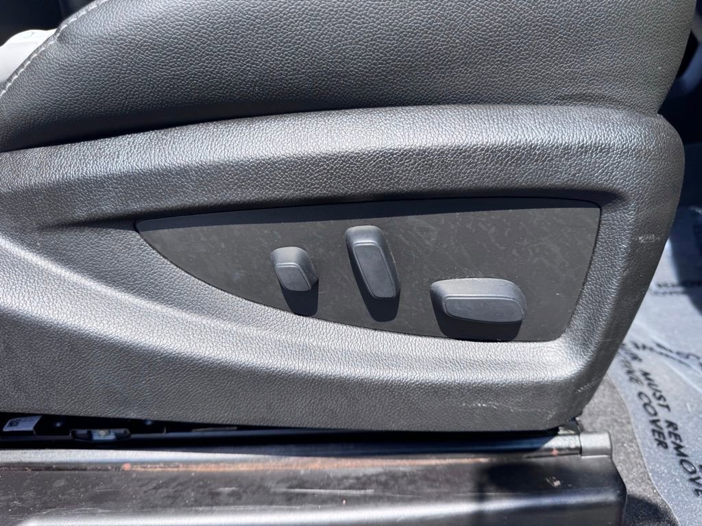 Used 2019 Chevrolet Silverado 2500 LTZ w/ Duramax Plus Package AWD/4WD image 25