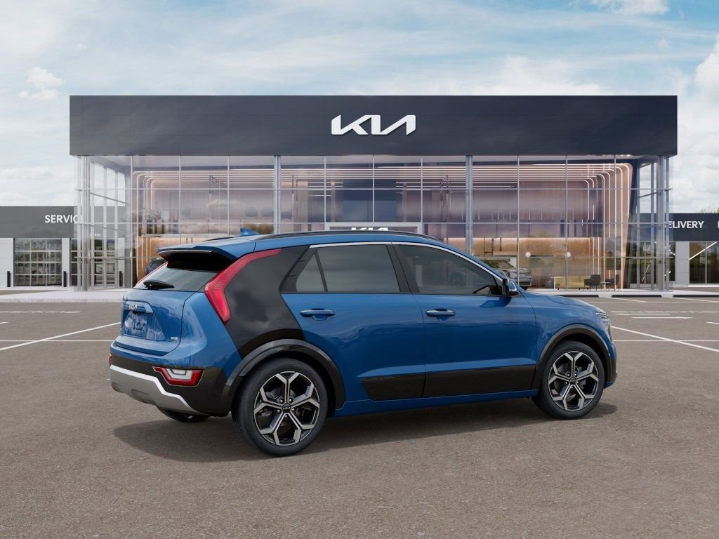 New 2025 Kia Niro SX Touring image 3
