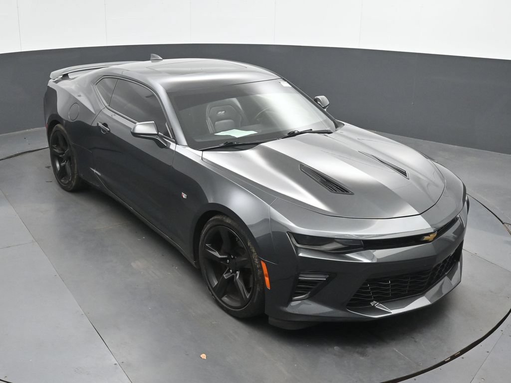Used 2016 Chevrolet Camaro SS RWD image 35