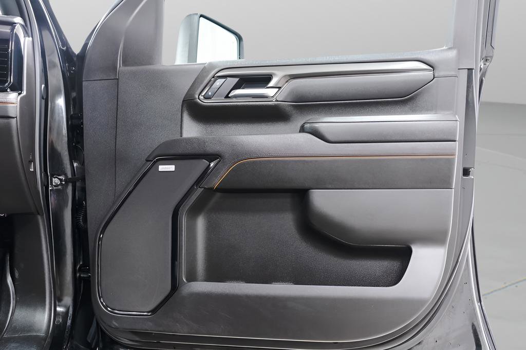 Used 2025 GMC Sierra 2500 AT4 w/ AT4 Premium Plus Package image 34