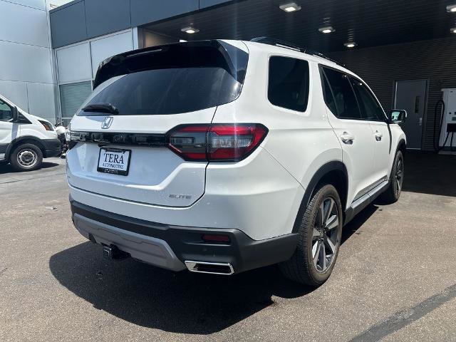 Used 2024 Honda Pilot Elite image 2