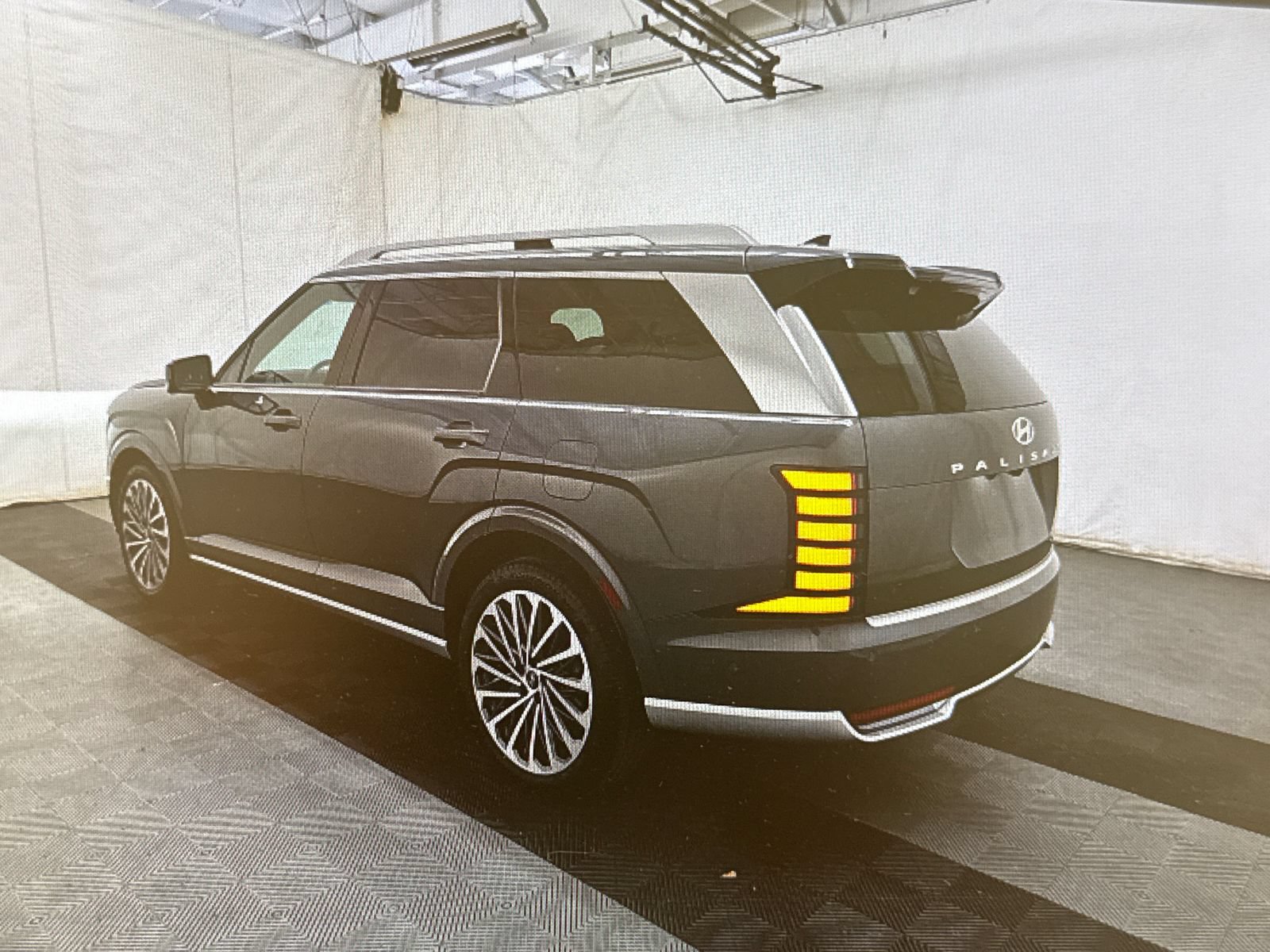 Used 2026 Hyundai Palisade Calligraphy AWD/4WD image 3