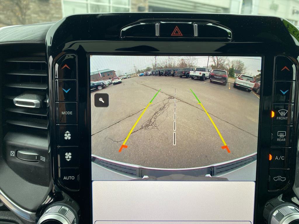 Used 2023 RAM 1500 Laramie AWD/4WD image 17