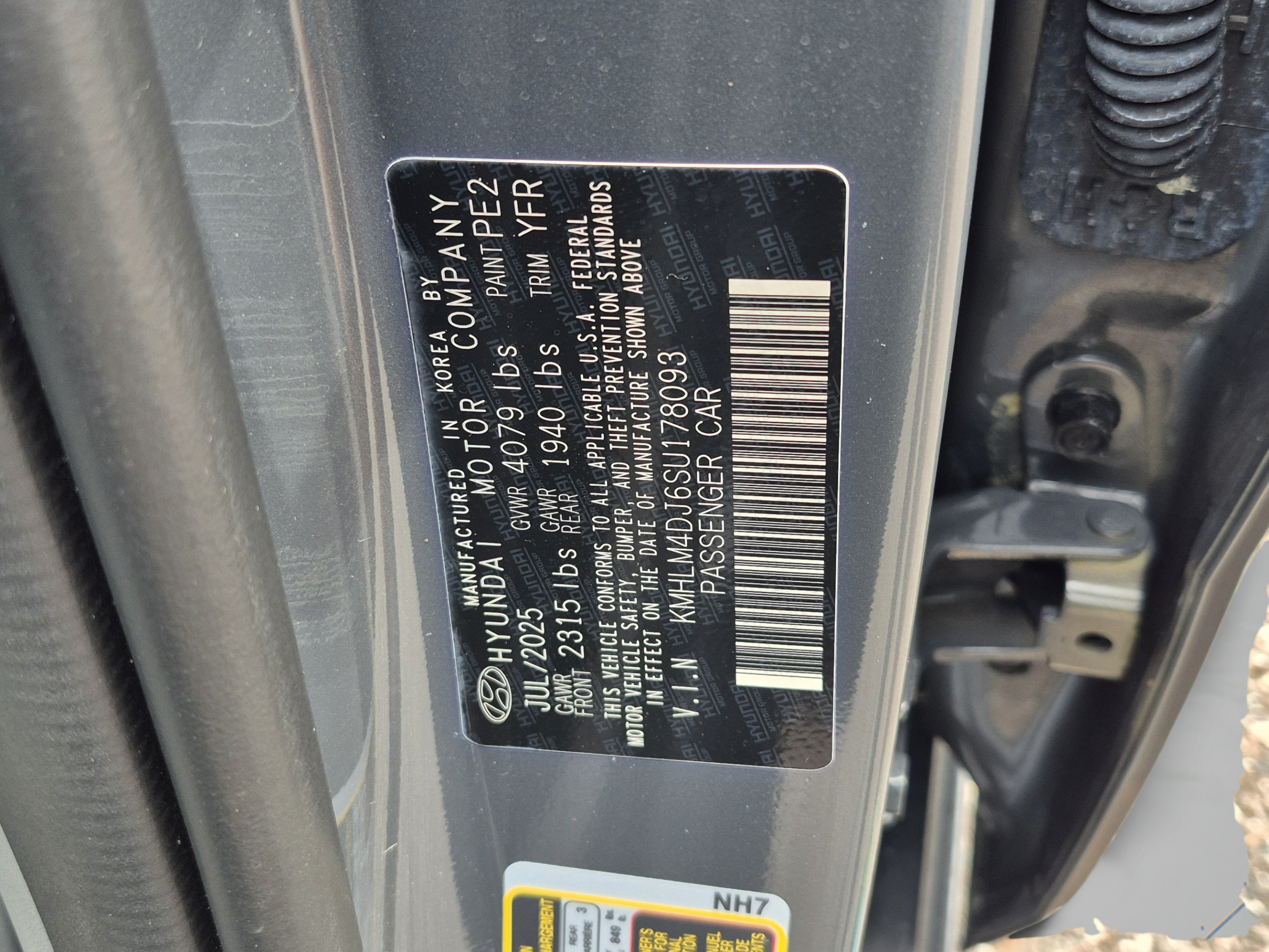 Certified 2025 Hyundai Elantra Hybrid FWD image 33