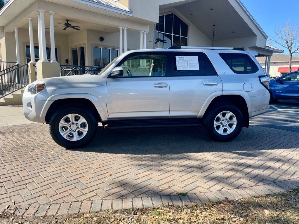Used 2024 Toyota 4Runner SR5 image 2