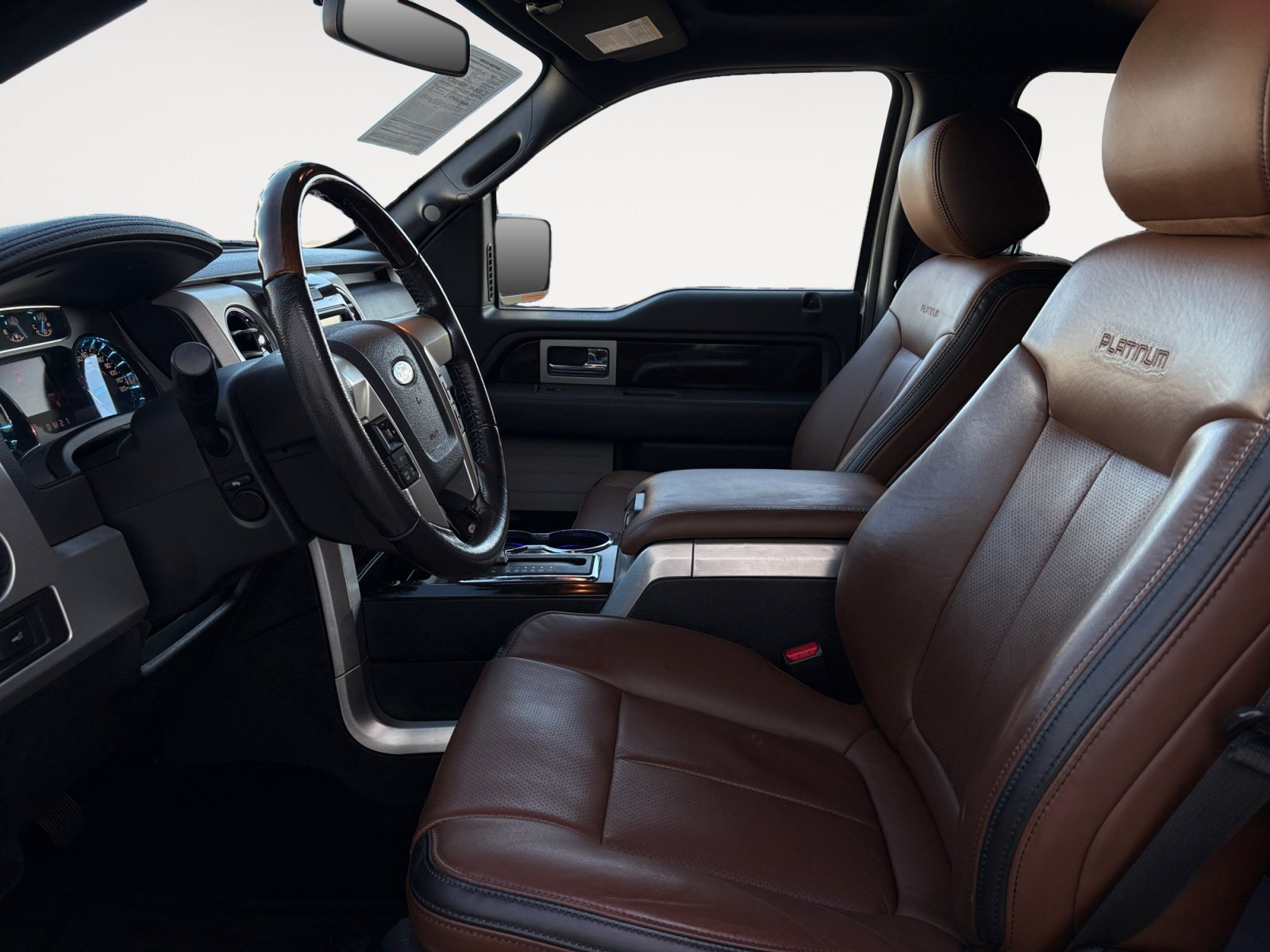 Used 2014 Ford F150 Platinum RWD image 23