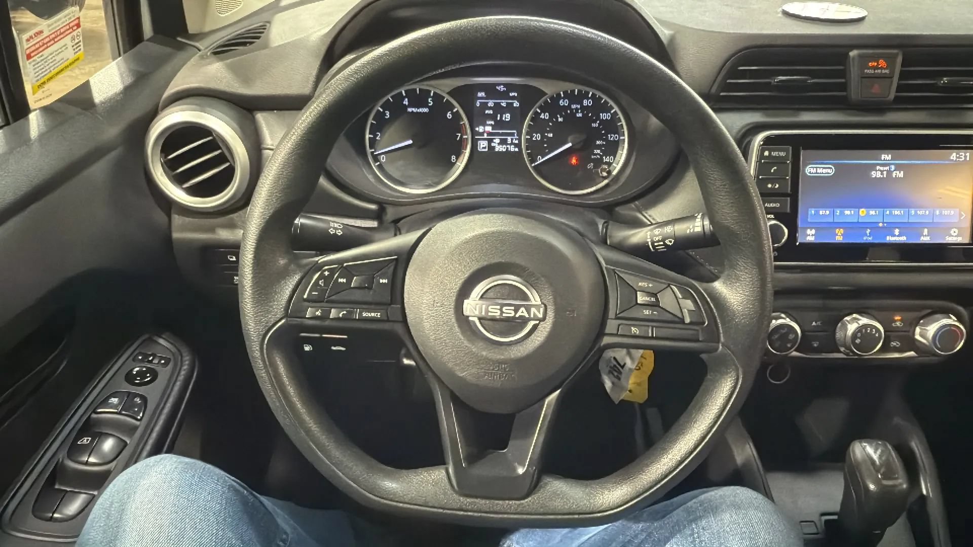 Used 2023 Nissan Versa S FWD image 10