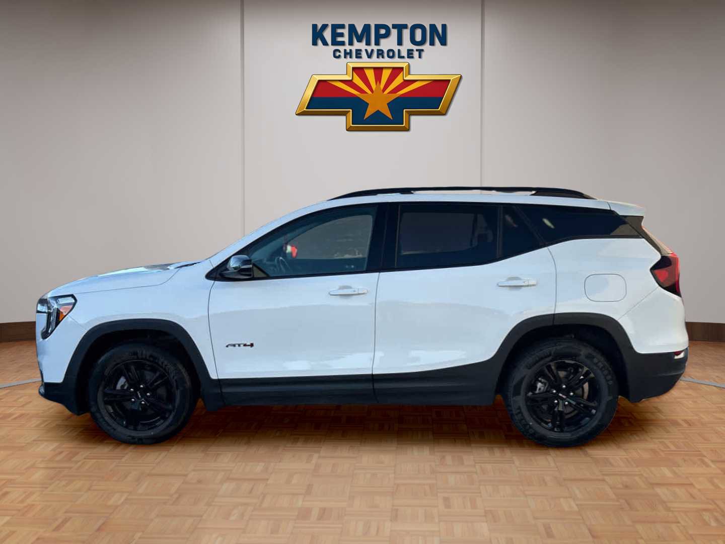 Used 2024 GMC Terrain AT4 image 3