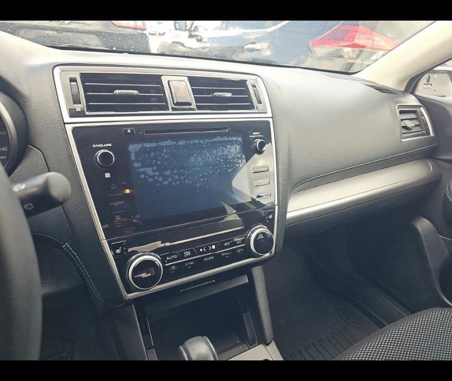 Used 2019 Subaru Outback 2.5i Premium AWD/4WD image 5
