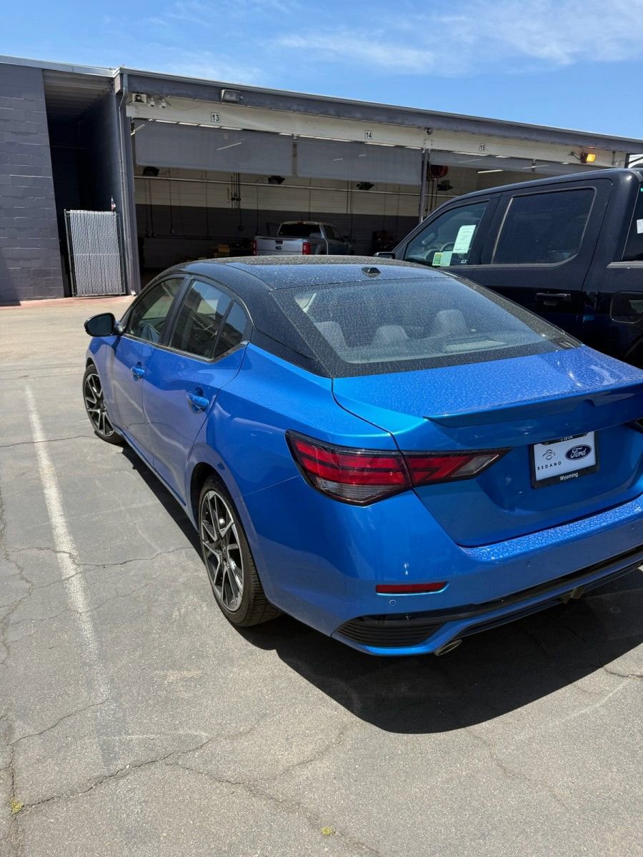 Used 2024 Nissan Sentra SR FWD image 4