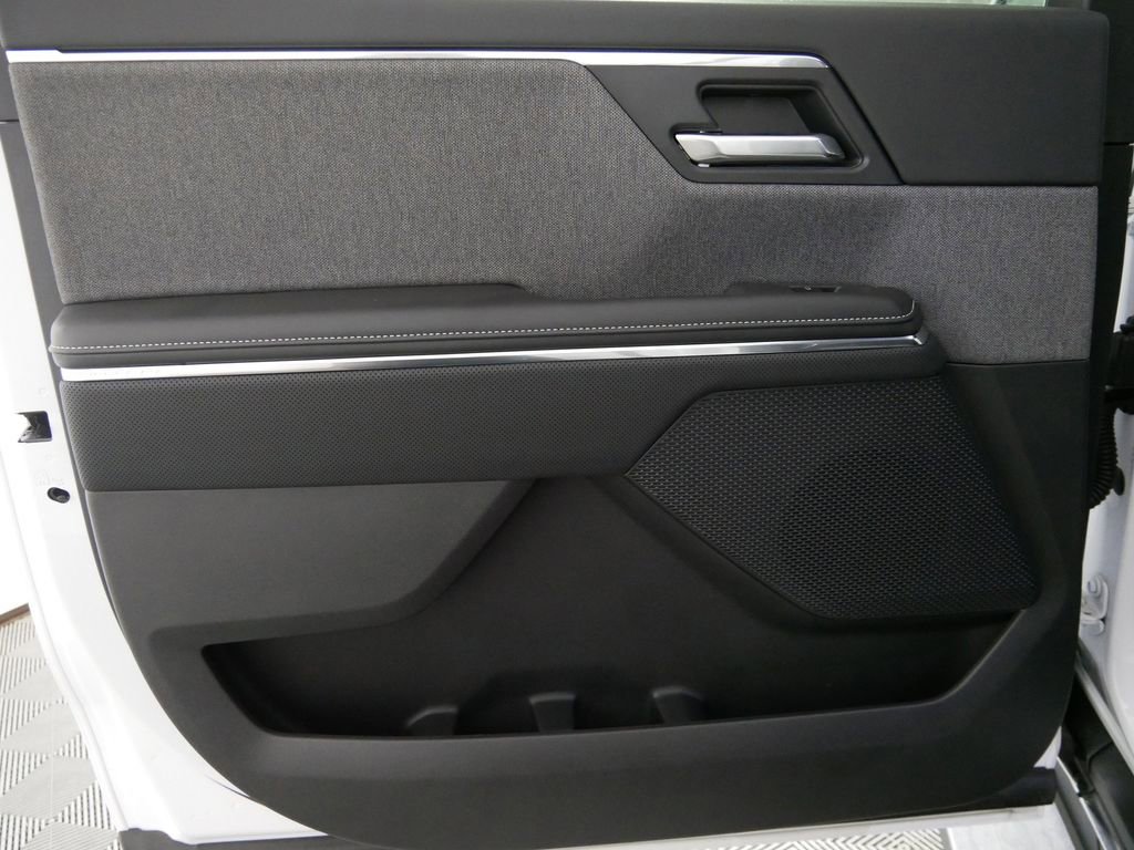 New 2026 GMC Sierra EV Elevation w/ Premium Package image 15