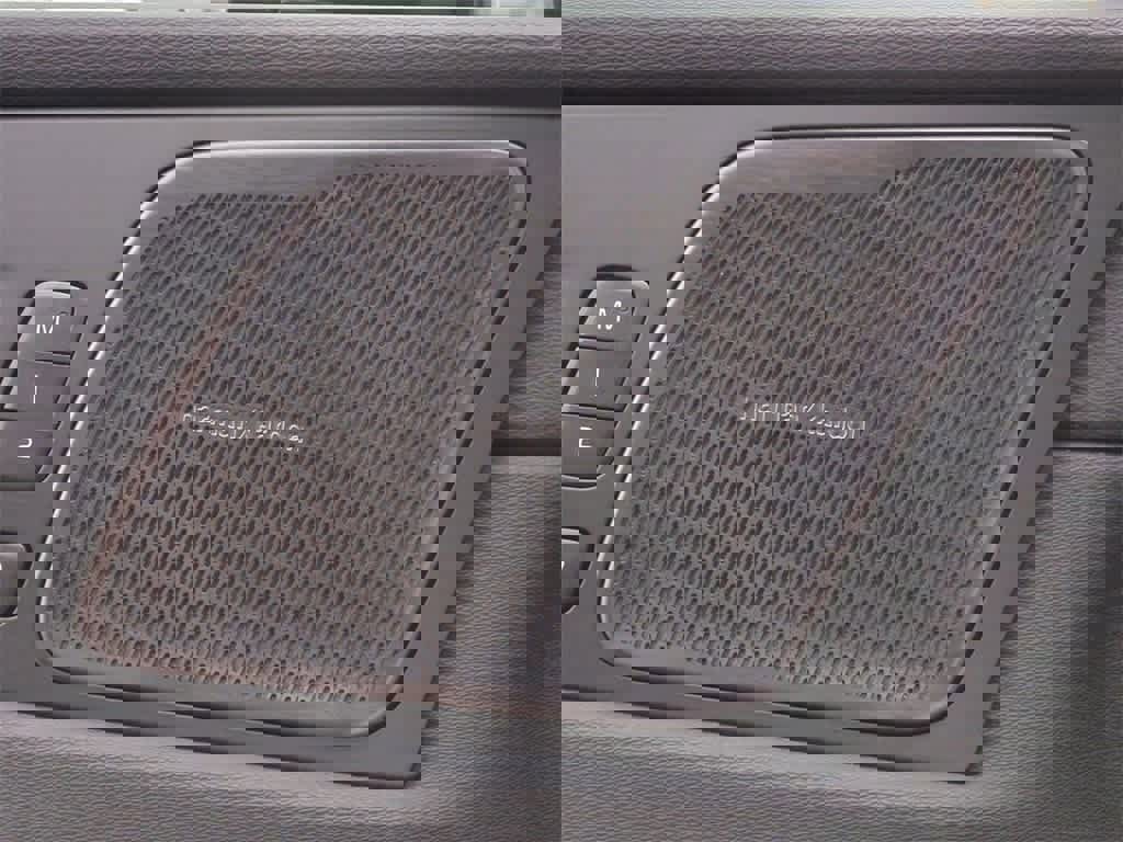 Certified 2026 Volvo XC60 B5 Plus w/ Protection Package Premier image 30