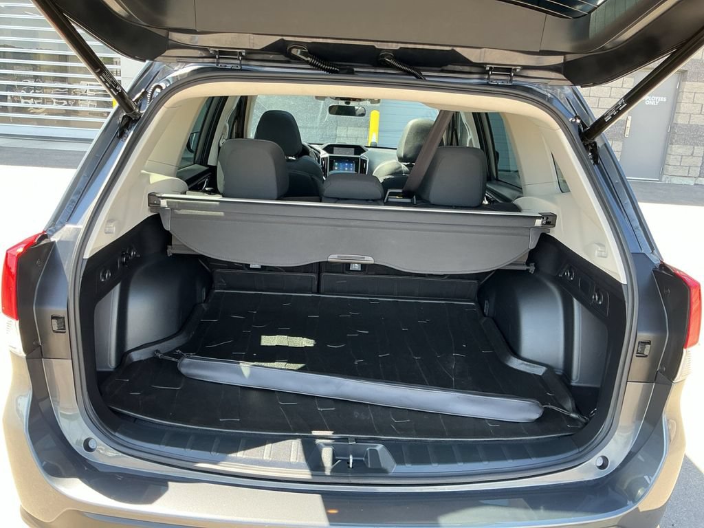 Used 2021 Subaru Forester Premium AWD/4WD image 14