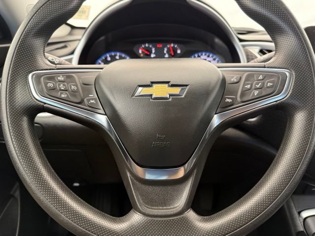 Used 2023 Chevrolet Malibu LT FWD image 39