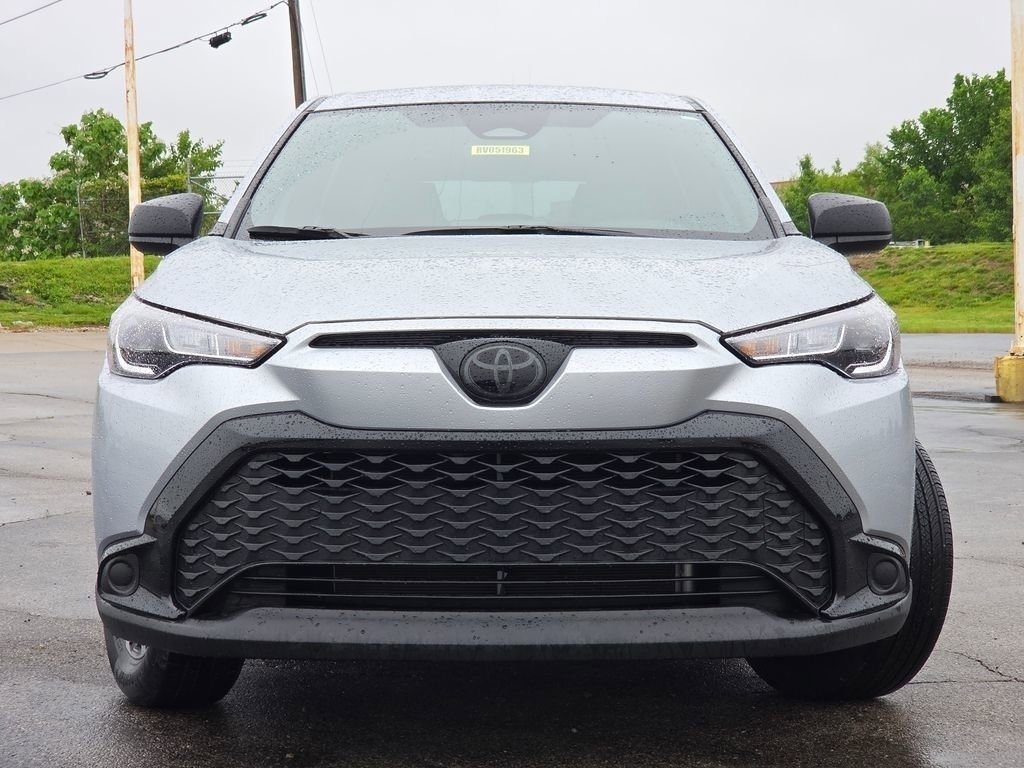 Used 2024 Toyota Corolla Cross AWD Hybrid image 3
