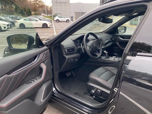 Used 2024 Maserati Levante Modena Ultima image 18