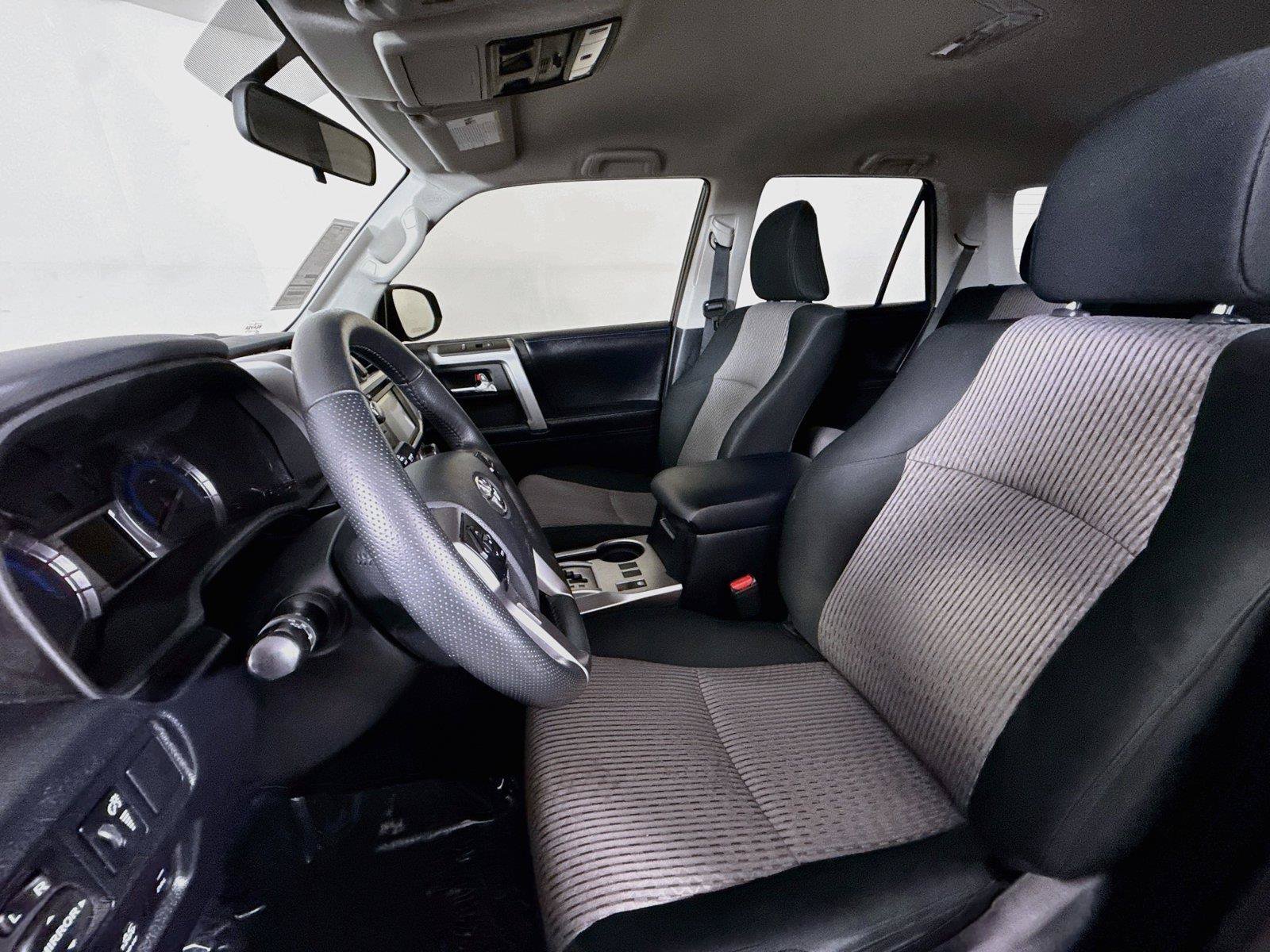 Used 2019 Toyota 4Runner SR5 RWD image 3