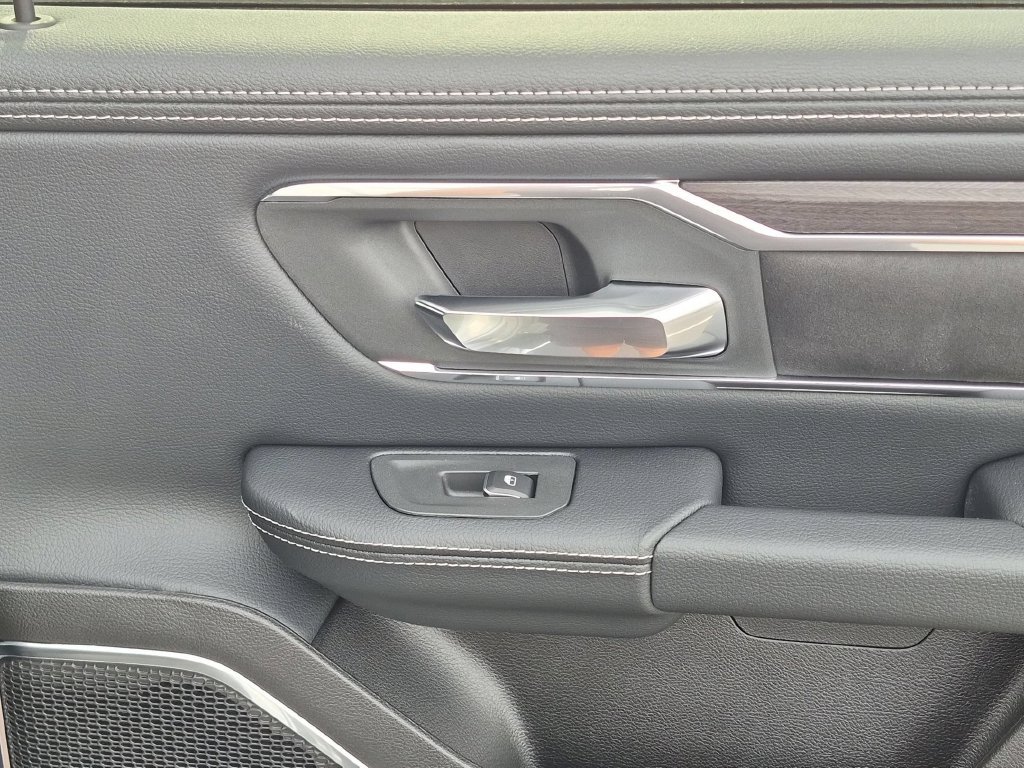 New 2027 RAM 1500 Laramie AWD/4WD image 29