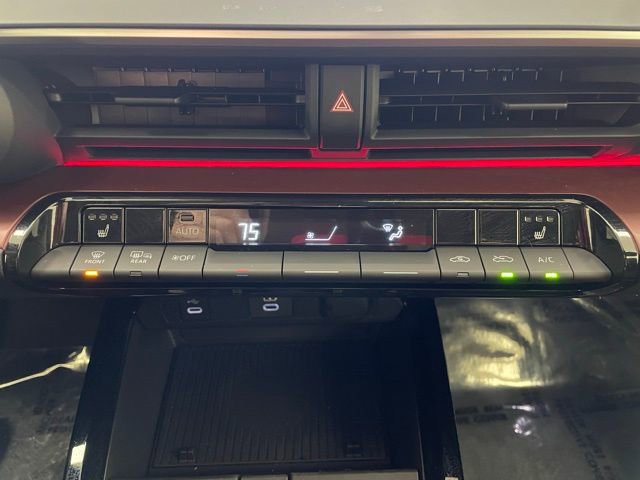 Used 2024 Toyota Prius Prime image 6