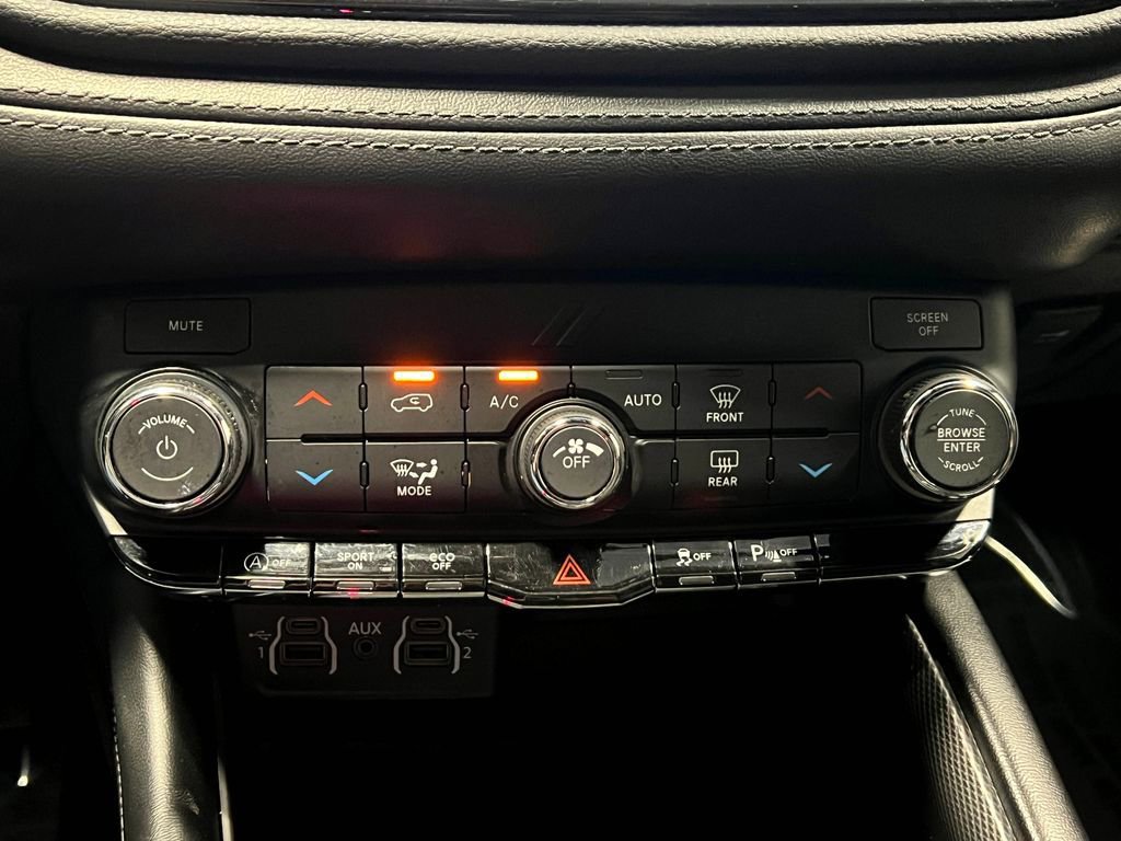 Used 2021 Dodge Durango GT w/ Blacktop Package AWD/4WD image 26