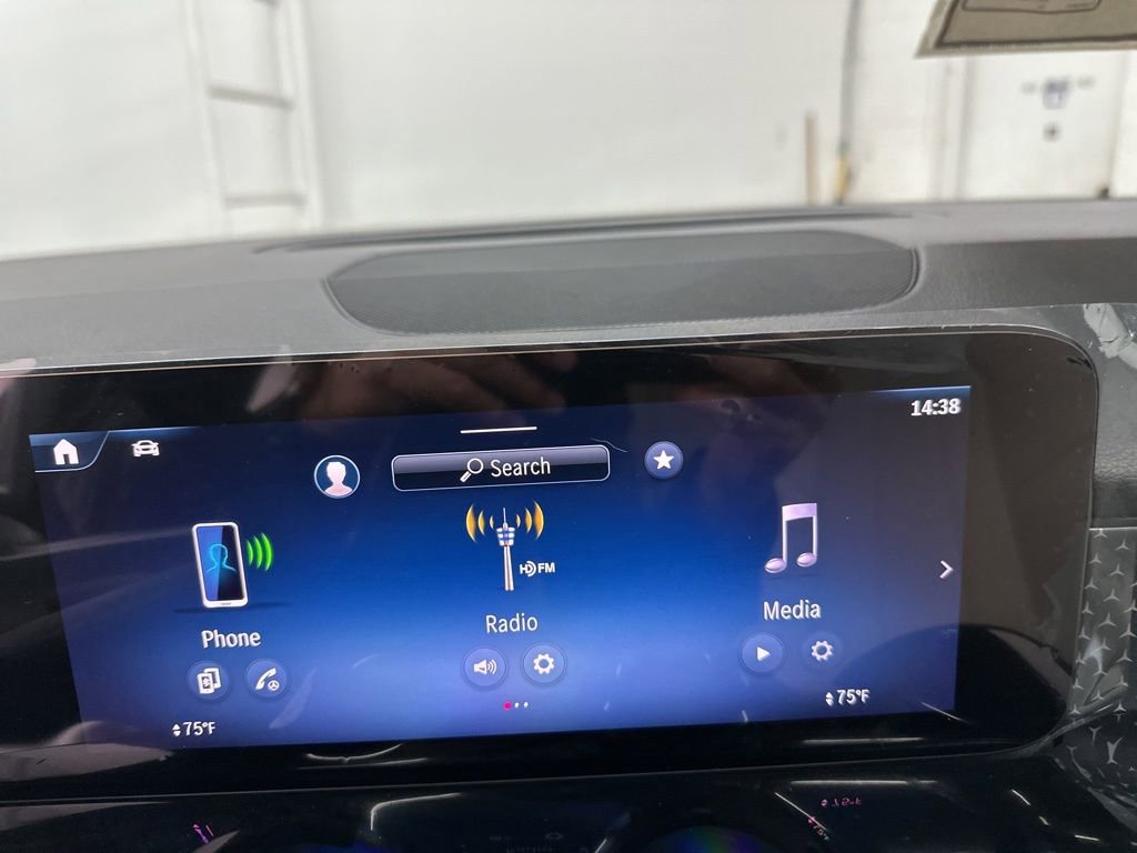 New 2026 Mercedes-Benz GLB 250 image 15