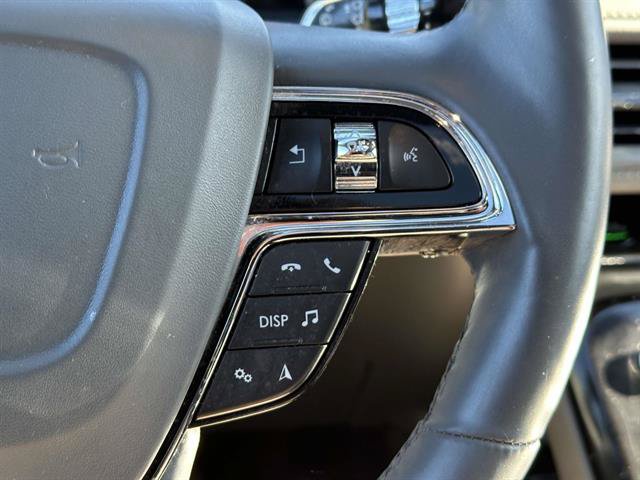 Used 2022 Lincoln Nautilus Reserve AWD/4WD image 36