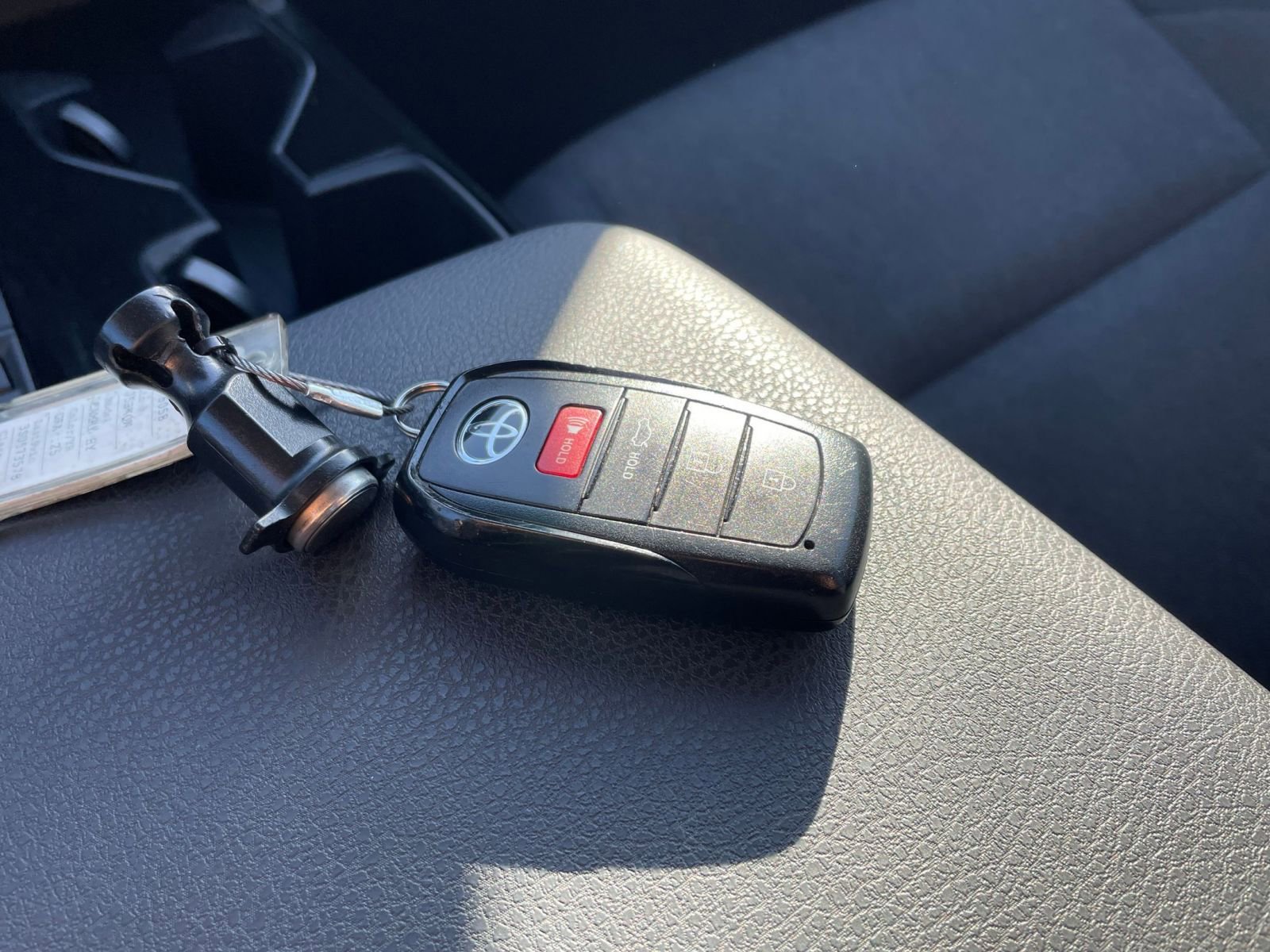 Used 2025 Toyota Camry LE image 22