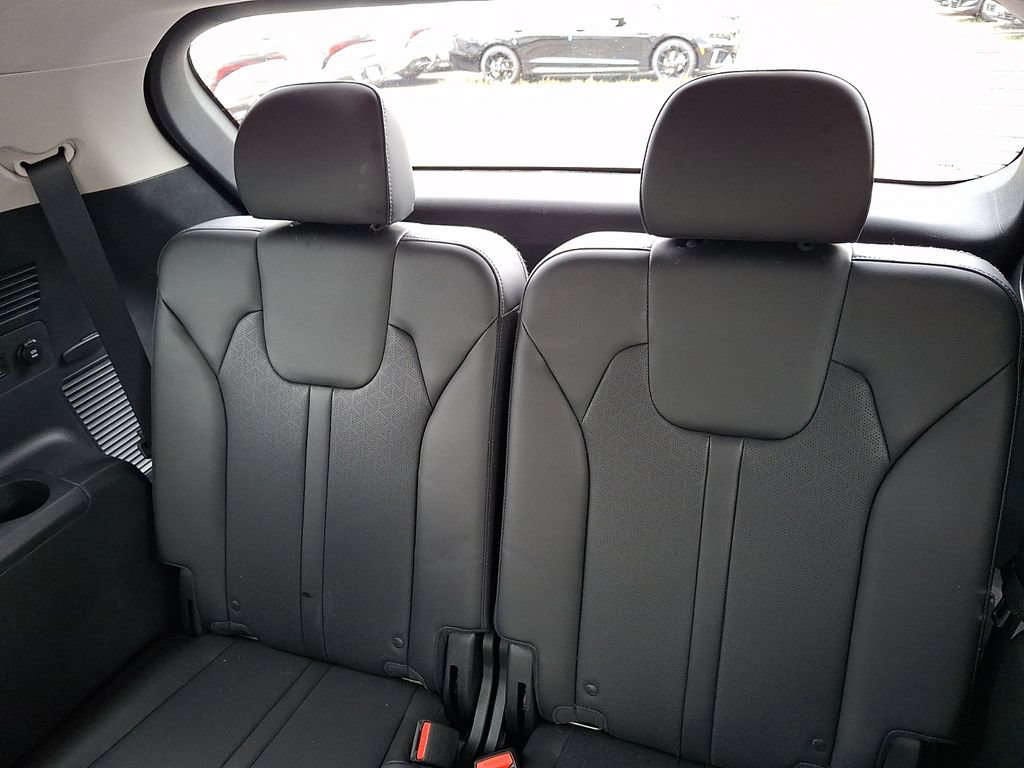Certified 2023 Kia Sorento X-Line EX AWD/4WD image 13