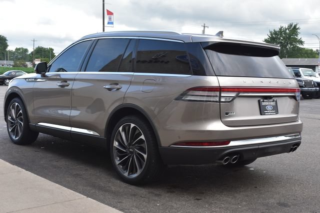 Used 2020 Lincoln Aviator Reserve w/ Equipment Group 202A AWD/4WD image 16