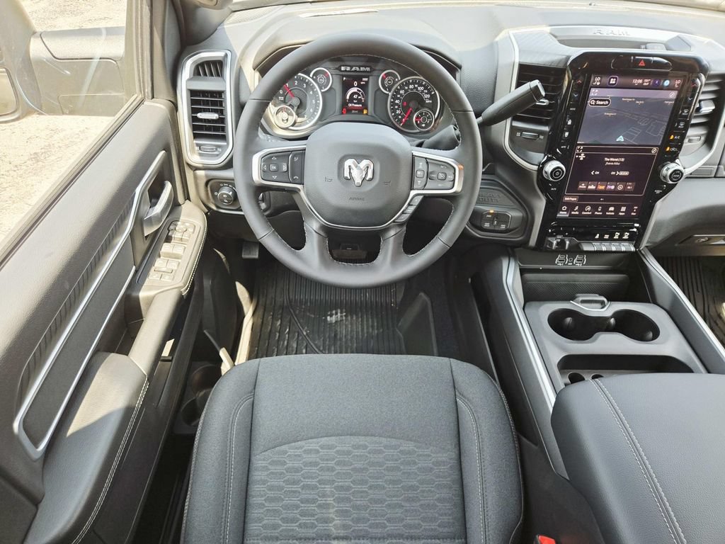 New 2026 RAM 2500 Big Horn AWD/4WD image 15