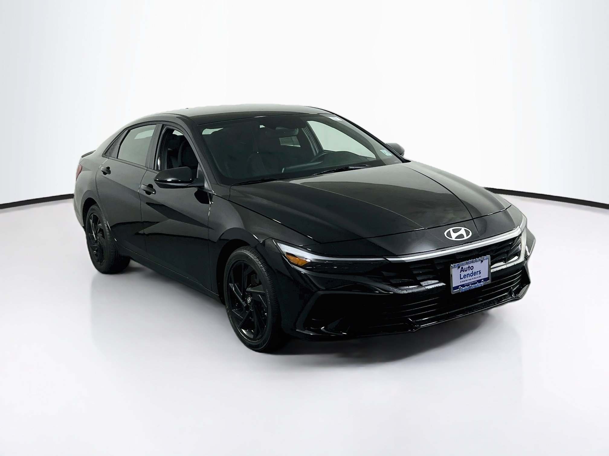 Used 2026 Hyundai Elantra Sport FWD image 3
