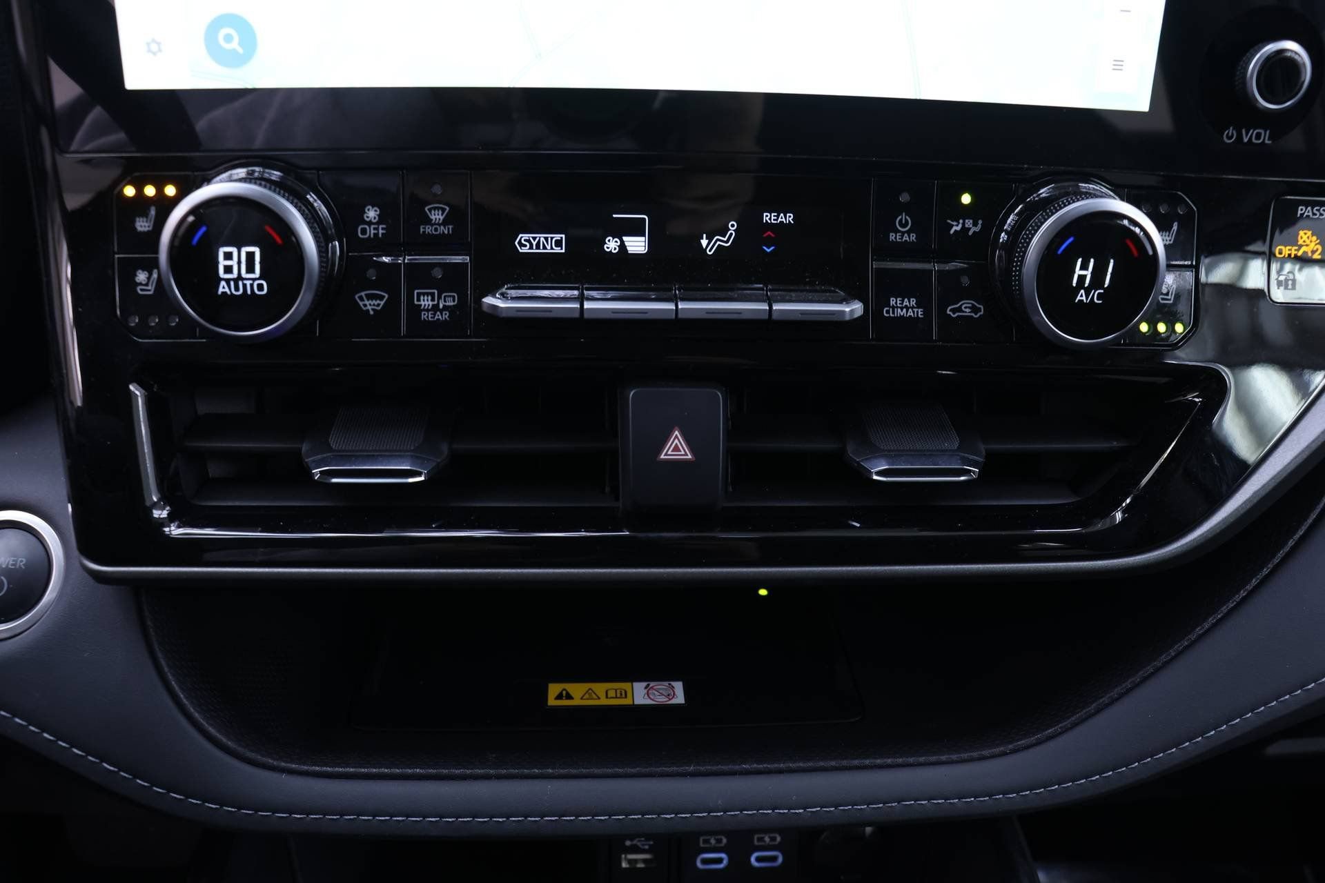 Used 2025 Toyota Highlander Limited image 7